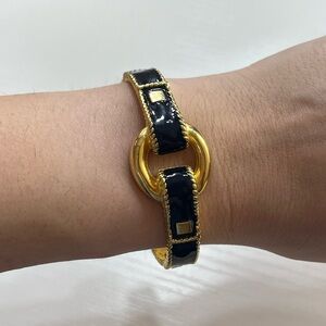 Vintage Navy and Gold Enamel Bangle Bracelet - Ubranded but Fabulous